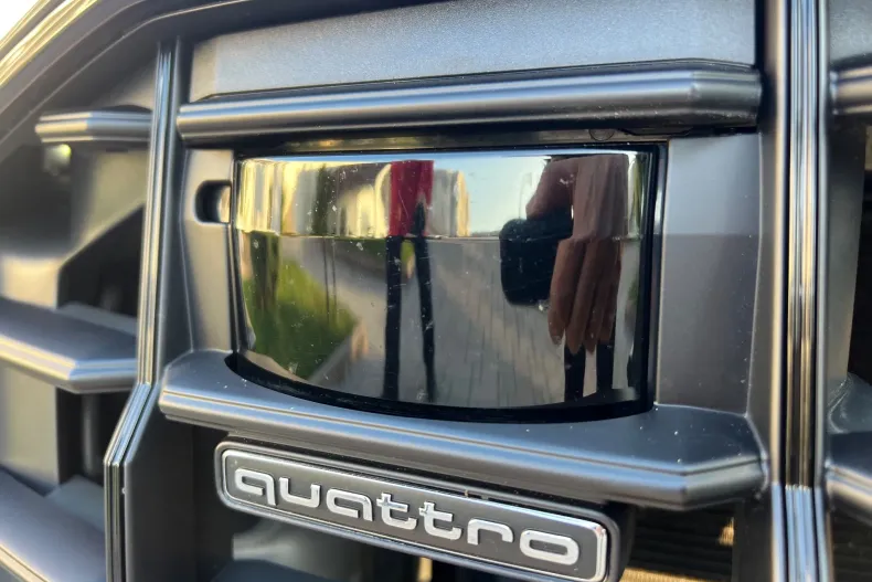 Audi Q8 din 2020 cu 73.000 km - oferta AUD162950 - foto 38