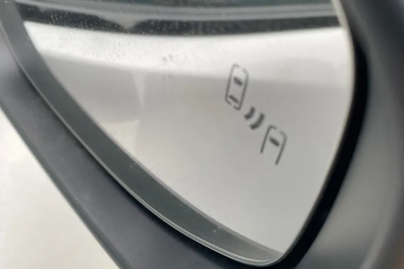 Toyota C-HR din 2025 cu 1.200 km - oferta TOY162951 - foto 15