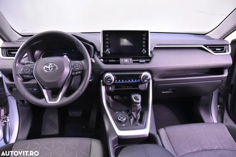 Toyota RAV4 din 2019 cu 133.761 km - oferta TOY162960 - foto 9