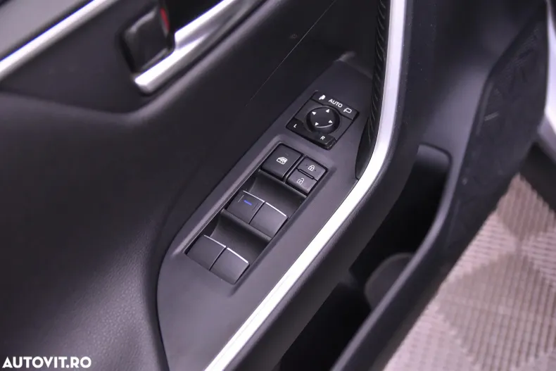 Toyota RAV4 din 2019 cu 133.761 km - oferta TOY162960 - foto 14