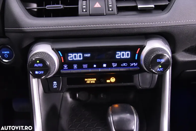 Toyota RAV4 din 2019 cu 133.761 km - oferta TOY162960 - foto 18