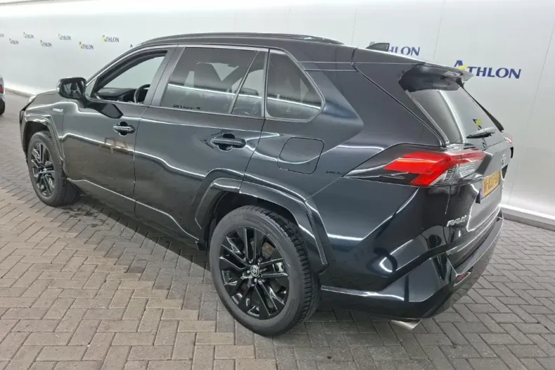 Toyota RAV4 din 2021 cu 133.677 km - oferta TOY162966 - foto 2