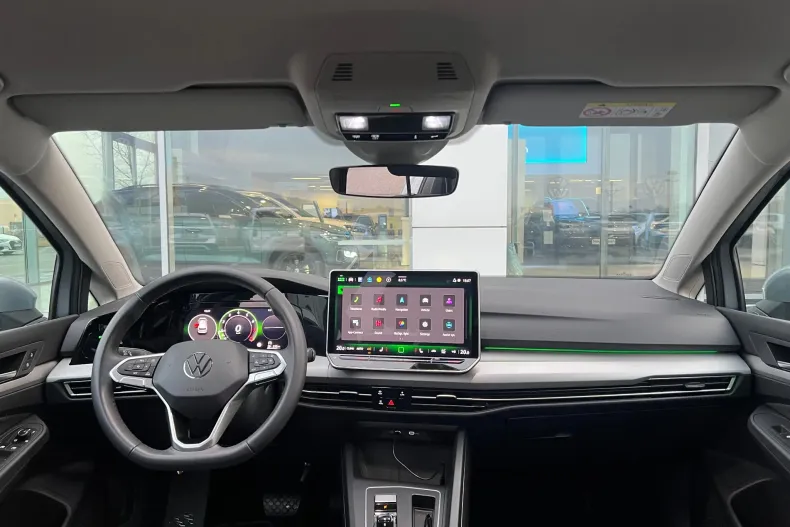 Volkswagen Golf din 2025 cu 11.723 km - oferta VOL162971 - foto 12