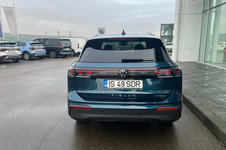 Volkswagen Tiguan din 2025 cu 6.839 km - oferta VOL162972 - foto 8