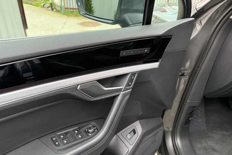 Volkswagen Touareg din 2021 cu 59.089 km - oferta VOL162977 - foto 15