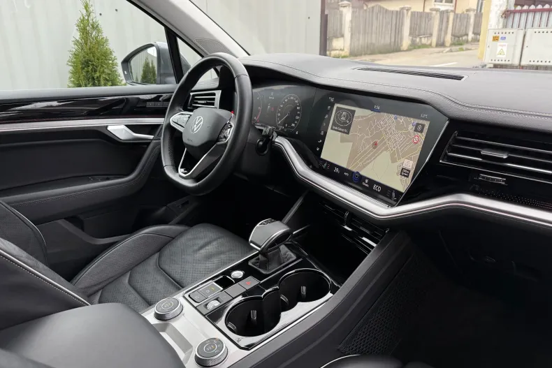Volkswagen Touareg din 2021 cu 59.089 km - oferta VOL162977 - foto 17