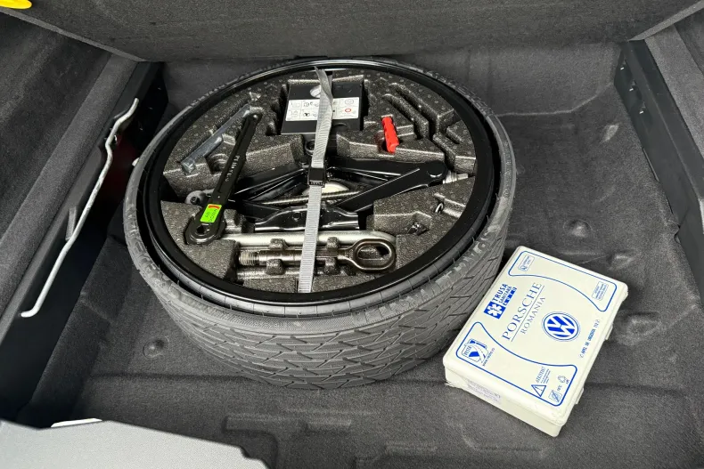 Volkswagen Touareg din 2021 cu 59.089 km - oferta VOL162977 - foto 23