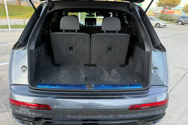 Audi Q7 din 2021 cu 73.135 km - oferta AUD162978 - foto 18