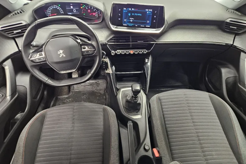 Peugeot 2008 din 2020 cu 77.766 km - oferta PEU162979 - foto 3