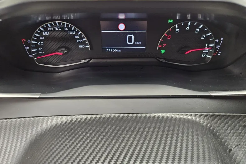 Peugeot 2008 din 2020 cu 77.766 km - oferta PEU162979 - foto 9