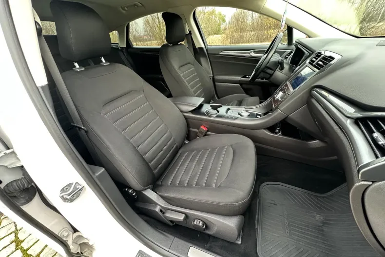 Ford Mondeo din 2020 cu 99.000 km - oferta FOR162983 - foto 8