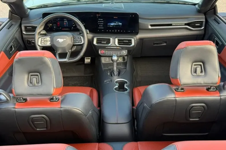 Ford Mustang din 2024 cu 17.200 km - oferta FOR162984 - foto 17