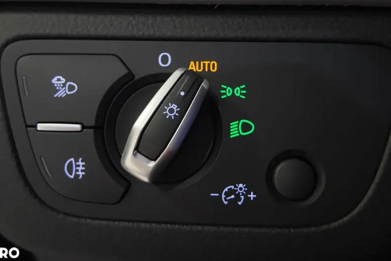 Audi Q5 din 2021 cu 93.400 km - oferta AUD162996 - foto 20