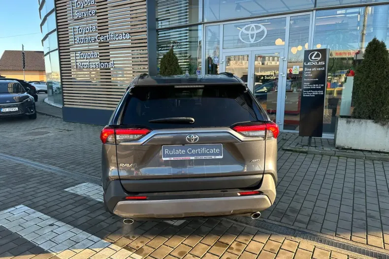 Toyota RAV4 din 2021 cu 125.236 km - oferta TOY162997 - foto 5