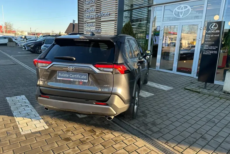 Toyota RAV4 din 2021 cu 125.236 km - oferta TOY162997 - foto 6