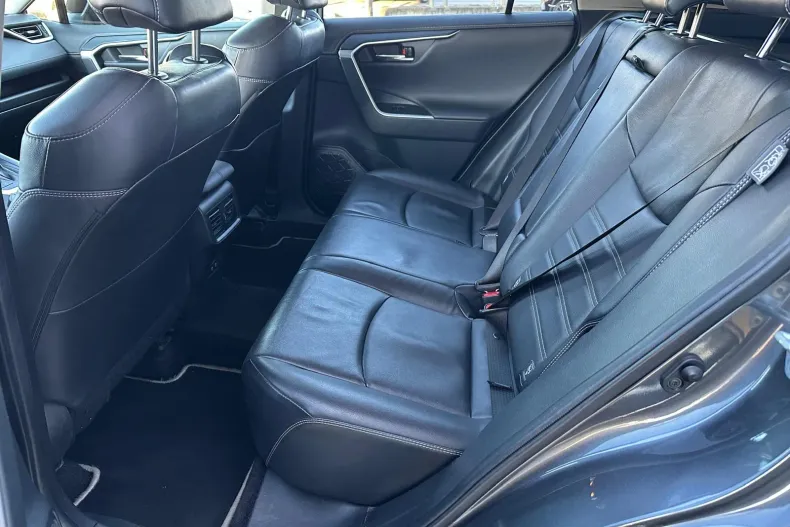 Toyota RAV4 din 2021 cu 125.236 km - oferta TOY162997 - foto 14