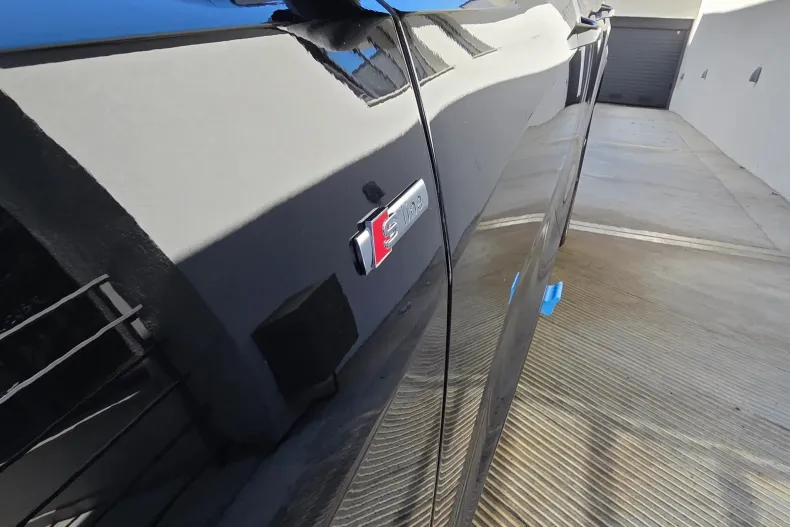 Audi Q8 din 2025 cu 10 km - oferta AUD163007 - foto 4