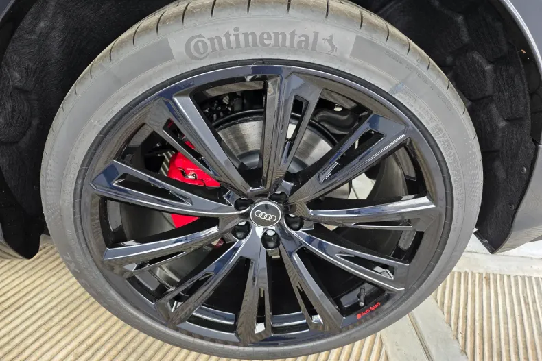 Audi Q8 din 2025 cu 10 km - oferta AUD163007 - foto 8