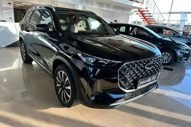 Chery Tiggo 8 din 2025 cu 5 km - oferta CHE163014 - foto 1