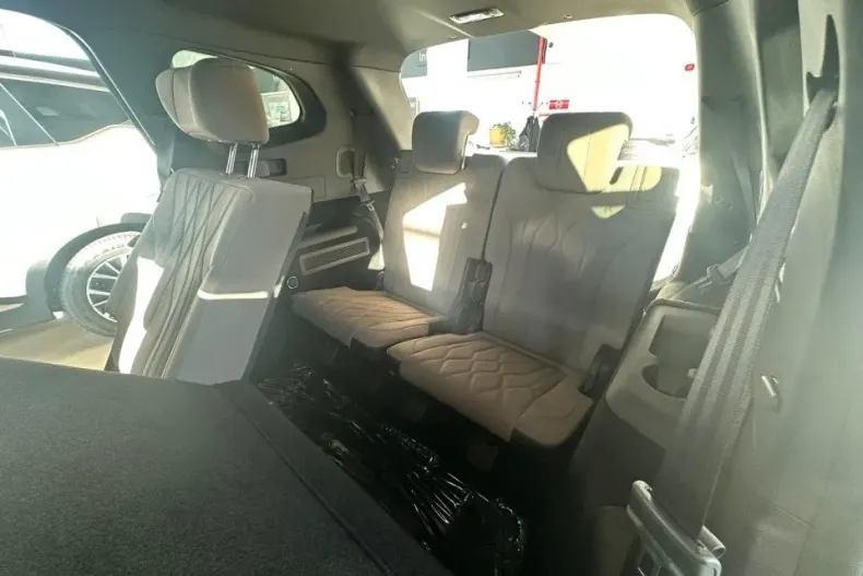 Chery Tiggo 8 din 2025 cu 5 km - oferta CHE163014 - foto 13