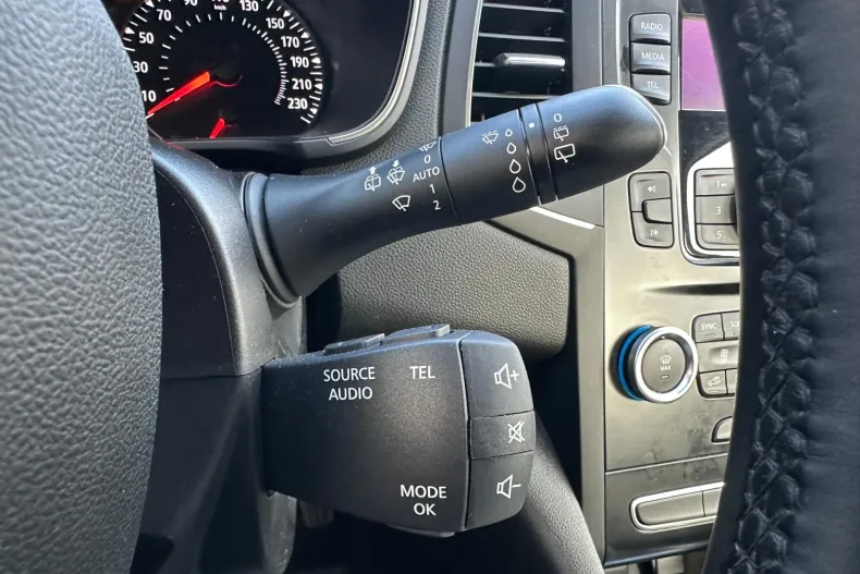 Renault Megane din 2021 cu 79.698 km - oferta REN163016 - foto 18