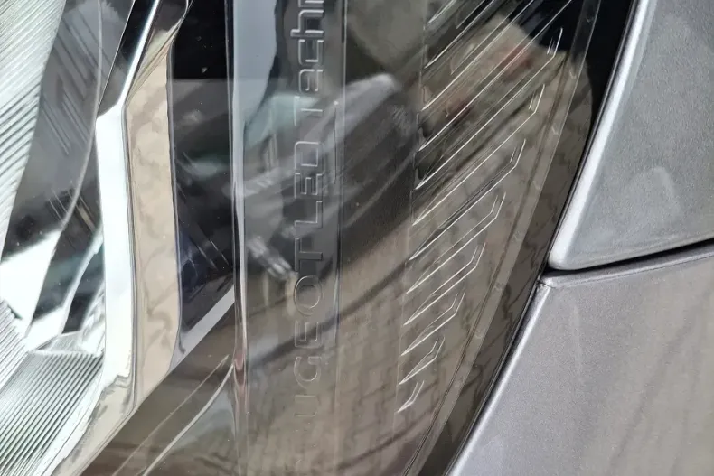 Peugeot 2008 din 2021 cu 18.229 km - oferta PEU163017 - foto 23