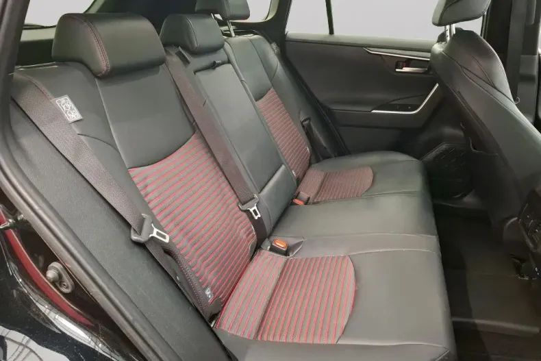 Toyota RAV4 din 2024 cu 110.664 km - oferta TOY163020 - foto 8