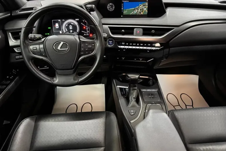 Lexus UX din 2021 cu 94.000 km - oferta LEX163023 - foto 2