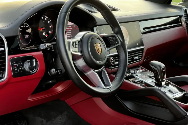 Porsche Cayenne din 2021 cu 177.556 km - oferta POR163029 - foto 12