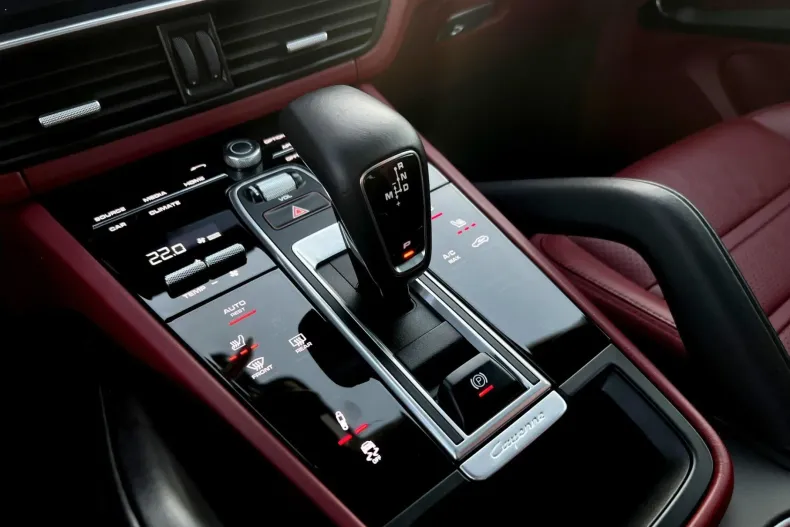 Porsche Cayenne din 2021 cu 177.556 km - oferta POR163029 - foto 14