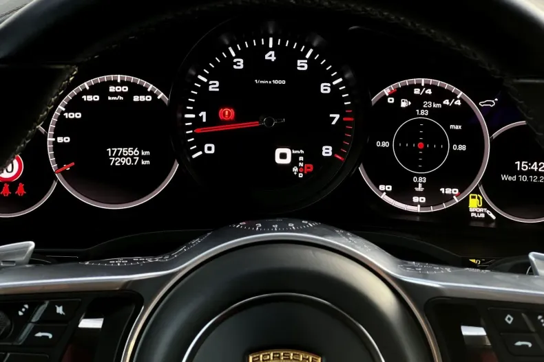 Porsche Cayenne din 2021 cu 177.556 km - oferta POR163029 - foto 19