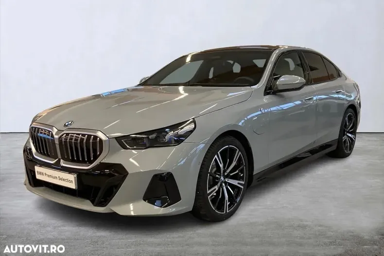 BMW Seria 5 din 2025 cu 5.600 km - oferta BMW163033 - foto 4
