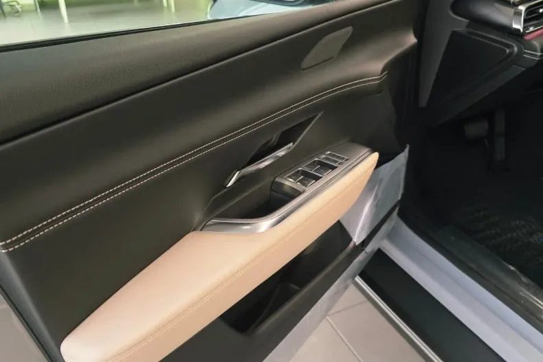 Mazda 6e din 2025 cu 5 km - oferta MAZ163044 - foto 7