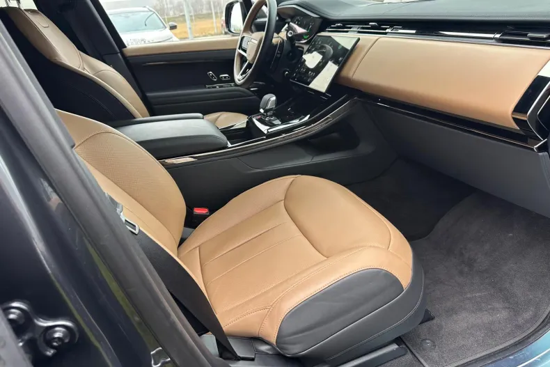 Land Rover Range Rover Sport din 2024 cu 19.000 km - oferta LAN163045 - foto 4