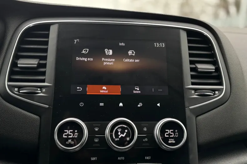 Renault Megane din 2022 cu 76.100 km - oferta REN163046 - foto 22