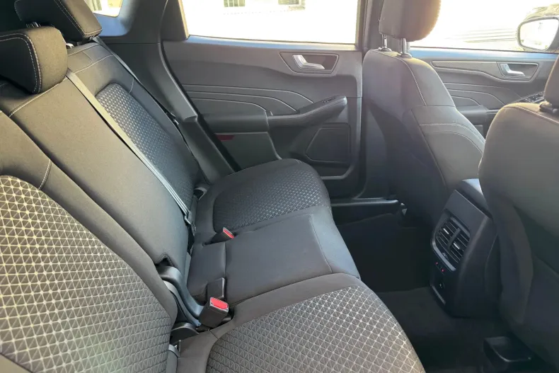 Ford Kuga din 2025 cu 1 km - oferta FOR163051 - foto 14