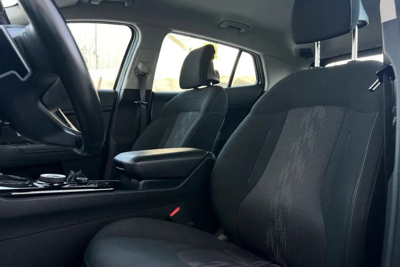 Kia Sportage din 2023 cu 147.000 km - oferta KIA163054 - foto 5