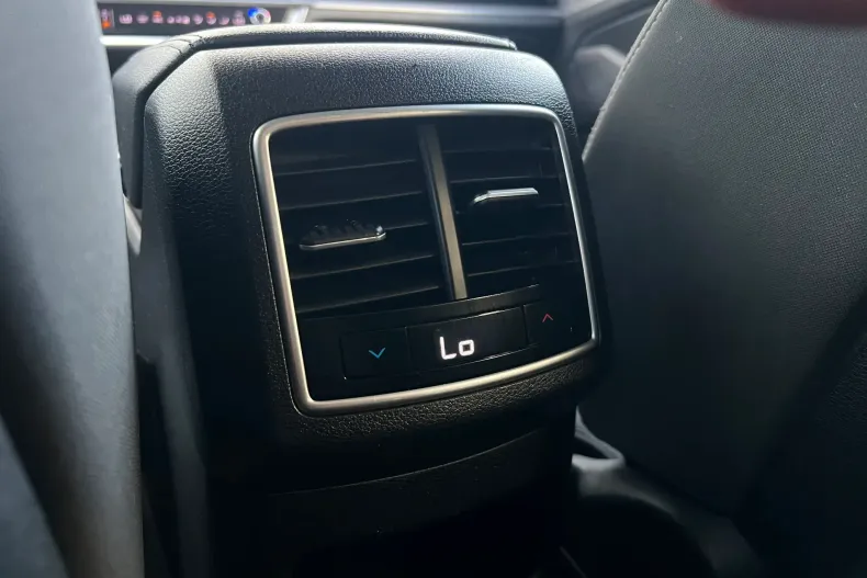 Kia Sportage din 2023 cu 147.000 km - oferta KIA163054 - foto 20