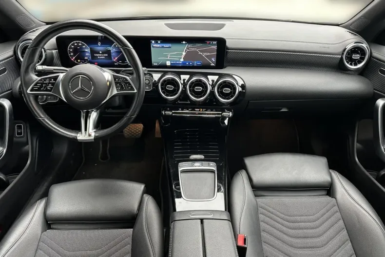 Mercedes-Benz CLA din 2023 cu 43.555 km - oferta MER163064 - foto 11