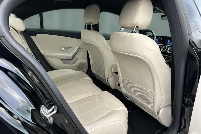 Mercedes-Benz CLA din 2023 cu 71.809 km - oferta MER163065 - foto 11