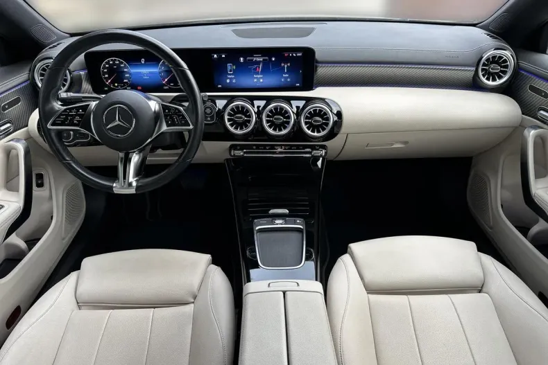 Mercedes-Benz CLA din 2023 cu 71.809 km - oferta MER163065 - foto 14