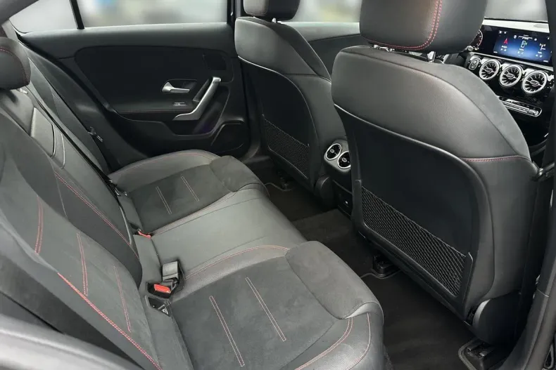 Mercedes-Benz A din 2023 cu 50.550 km - oferta MER163068 - foto 12