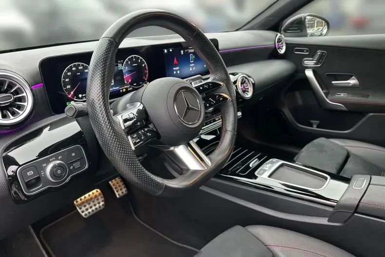 Mercedes-Benz A din 2023 cu 50.550 km - oferta MER163068 - foto 17