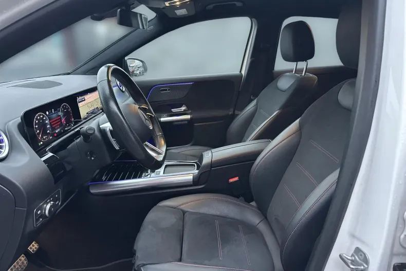 Mercedes-Benz GLA din 2023 cu 57.223 km - oferta MER163073 - foto 13