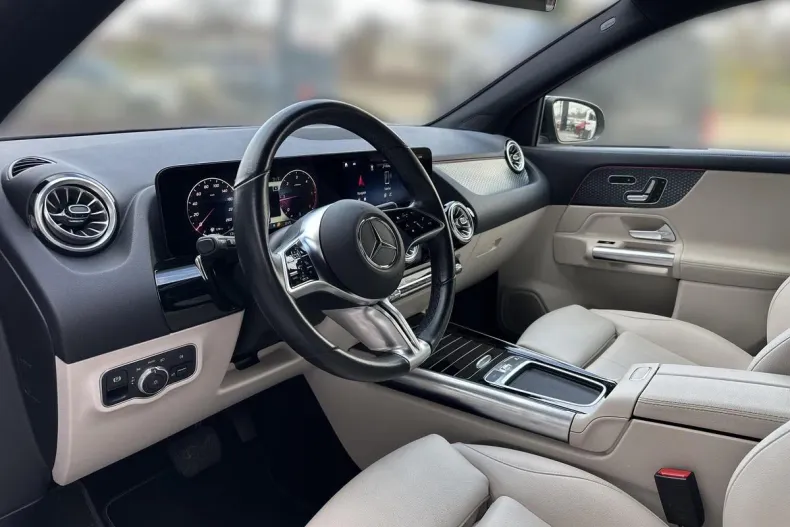 Mercedes-Benz GLA din 2023 cu 46.886 km - oferta MER163074 - foto 17