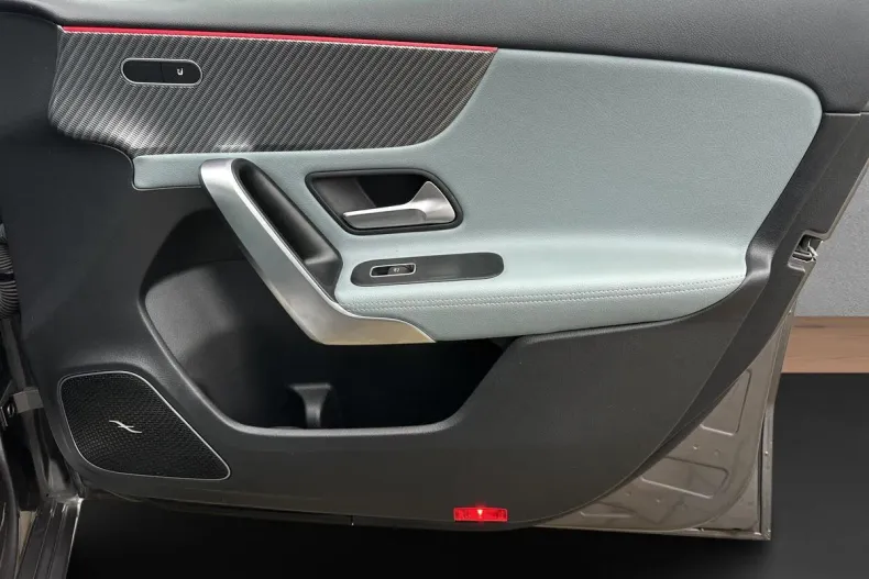 Mercedes-Benz A din 2023 cu 40.734 km - oferta MER163075 - foto 10