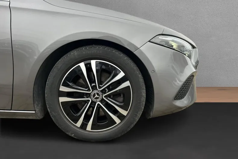 Mercedes-Benz A din 2023 cu 40.734 km - oferta MER163075 - foto 11