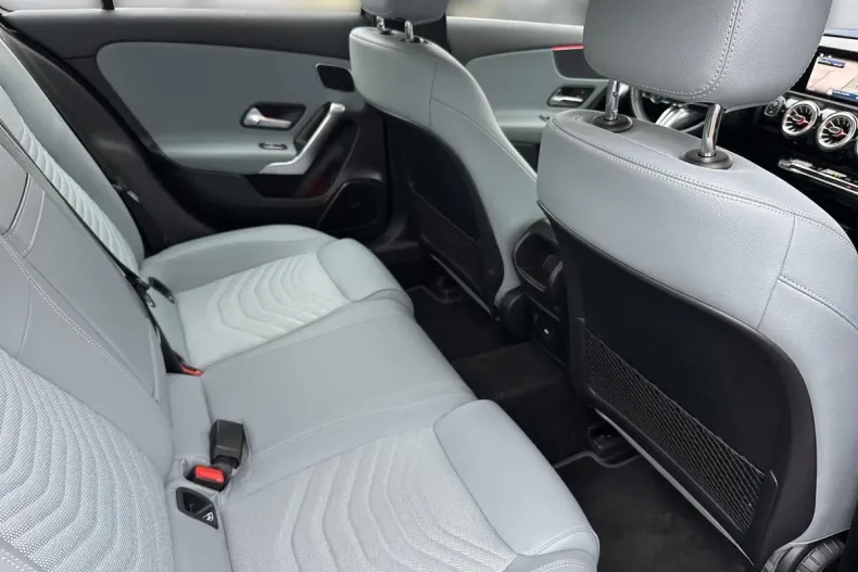 Mercedes-Benz A din 2023 cu 40.734 km - oferta MER163075 - foto 12