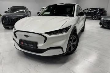 Ford Mustang Mach-E din 2023 - oferta FOR163081