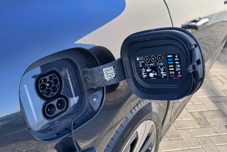 Mercedes-Benz EQS din 2021 cu 68.392 km - oferta MER163086 - foto 8